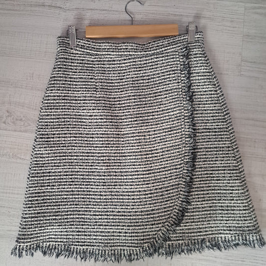 Fusta mini din stofa