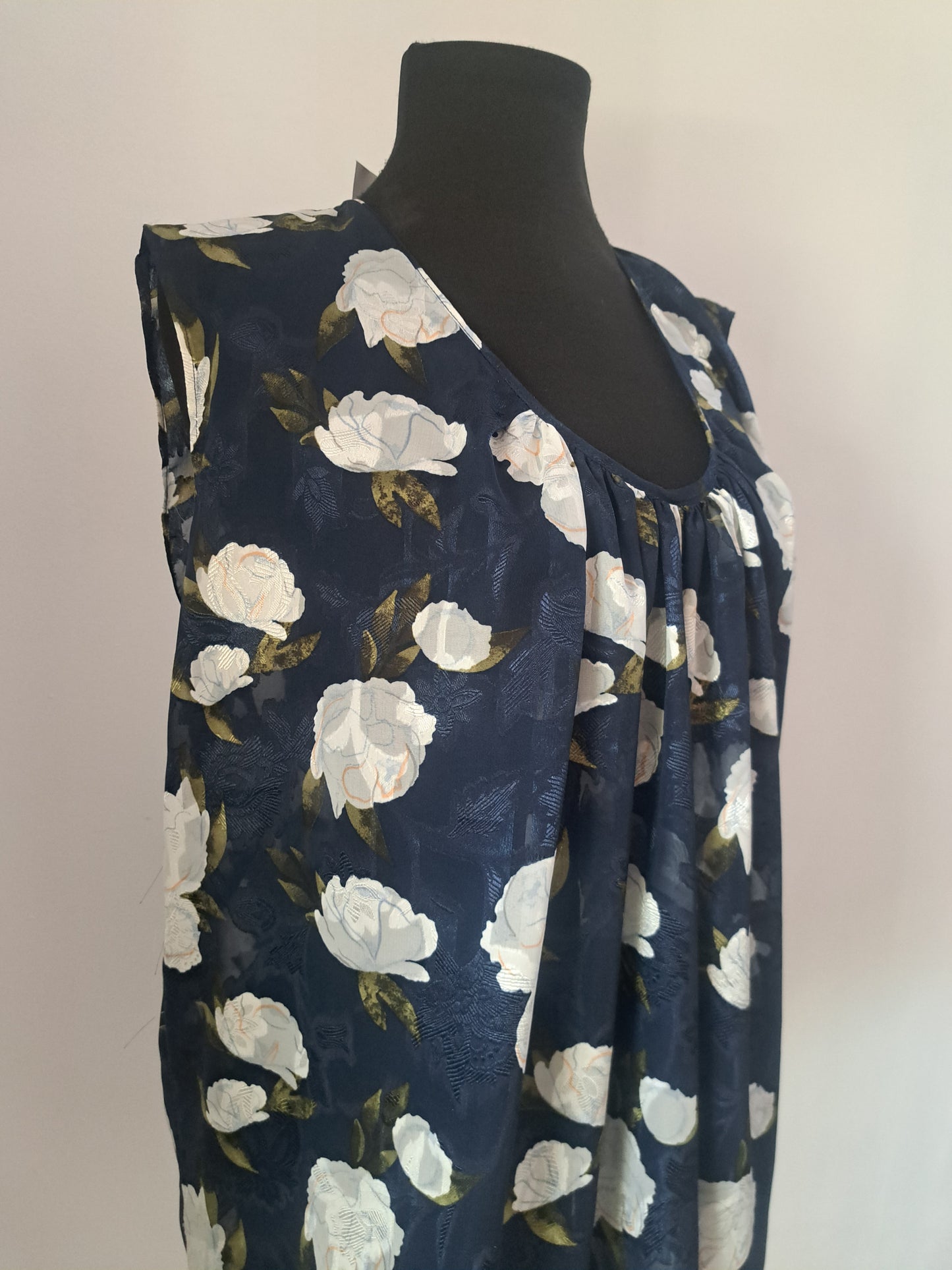 Bluză din voal cu imprimeu floral