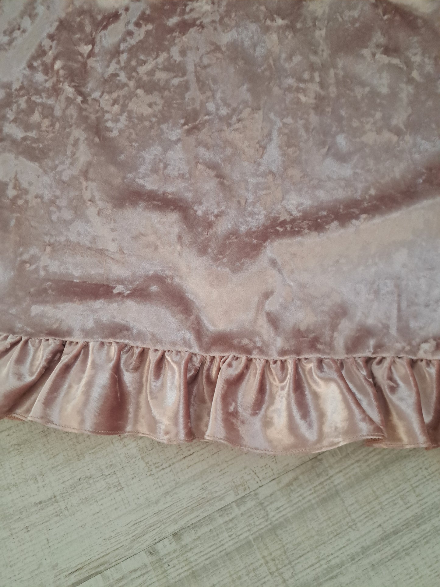 Fustă scurtă din catifea